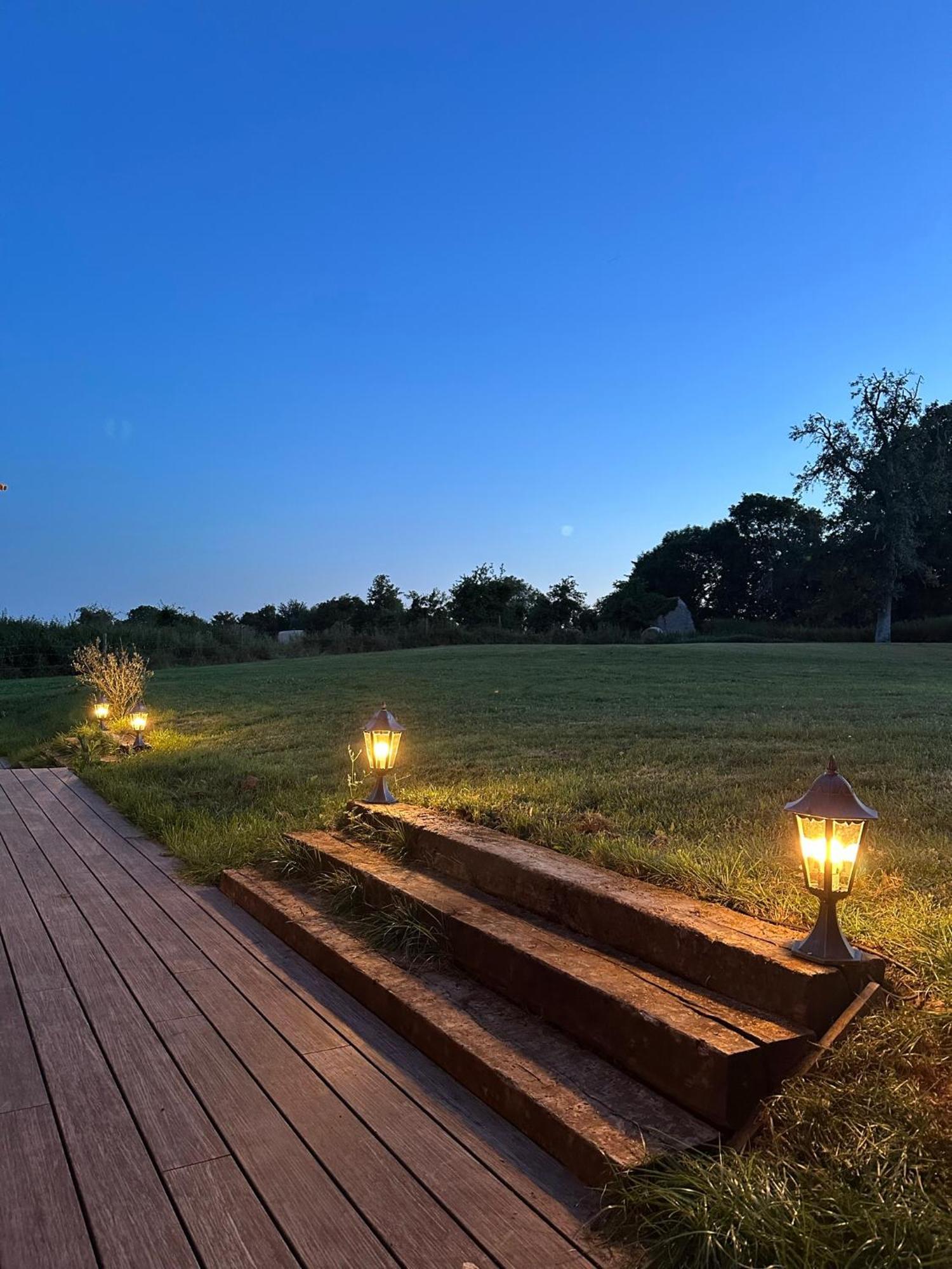 Gite Confortable Au Milieu Des Pres - La Ferme De Montigny Neauphe-Sur-Dive Esterno foto
